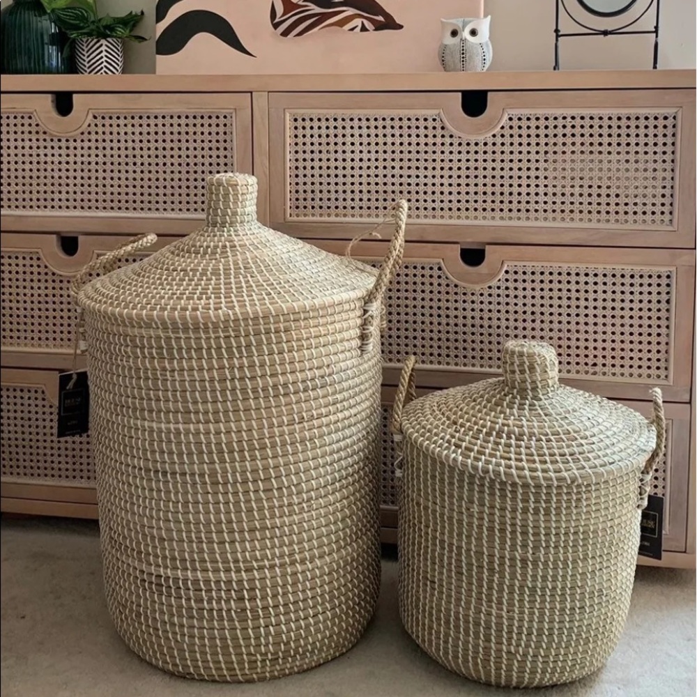 *SOLD* BRAND NEW Two Seagrass Woven Baskets with Lid